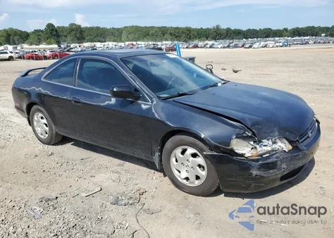 2000 Honda Accord Ex z USA, uszkodzony, nr VIN 1HGCG3258YA026162